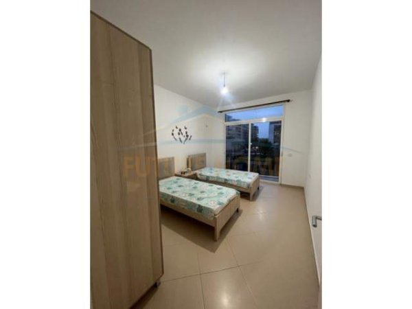 Tirane, shitet apartament 2+1 Kati 1, 99 m² 95.000 Euro (Unaza e Re)