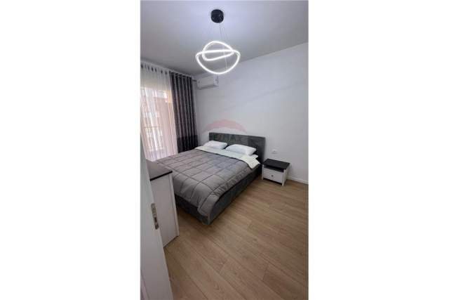 Tirane, jepet me qera apartament 1+1+BLK Kati 1, 74 m² 500 Euro