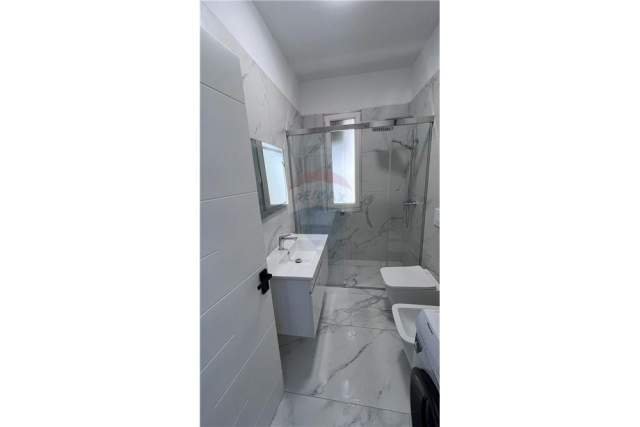 Tirane, jepet me qera apartament 1+1+BLK Kati 1, 74 m² 500 Euro