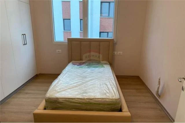Tirane, jepet me qera apartament 2+1+BLK Kati 3, 90 m² 400 Euro