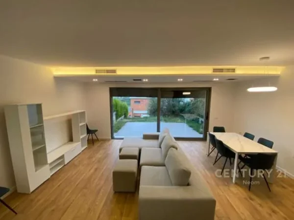 Tirane, jepet me qera apartament 2+1+BLK Kati 2, 124 m² 1.400 Euro (Mullet)