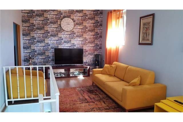 Tirane, jepet me qera apartament 2+1 Kati 6, 132 m² 700 Euro (Rruga e Durresit)
