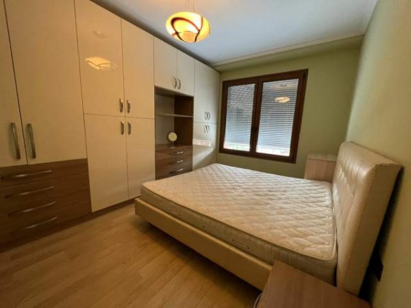 Tirane, jepet me qera apartament 3+1+BLK Kati 4, 117 m² 800 Euro (Prane Delijorgjit)