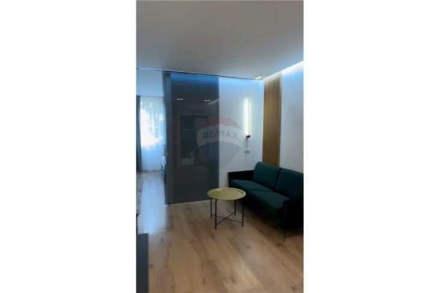 Tirane, shes apartament 1+1 Kati 2, 49 m² 130.000 Euro (shallvaret)