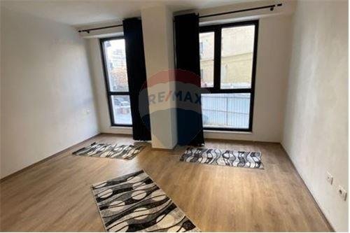 Tirane, shitet apartament 2+1+BLK 133 m² 159.000 Euro