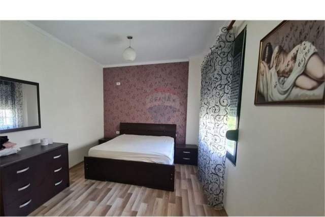 Tirane, shitet apartament 2+1+BLK Kati 4, 95 m² 130.000 Euro (Eleonora)