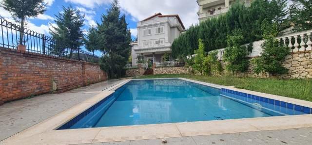 Tirane, shitet Vile 950.000 Euro (TEG)