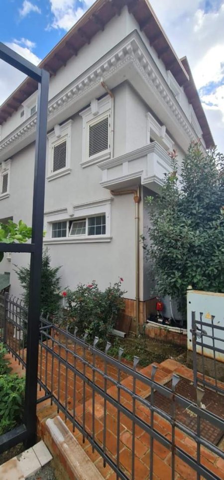 Tirane, shitet Vile 950.000 Euro (TEG)