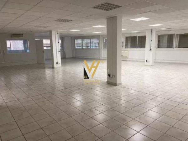 Tirane, shitet dyqan Kati 0, 200 m² 900.000 Euro (RRUGA DRITAN HOXHA)