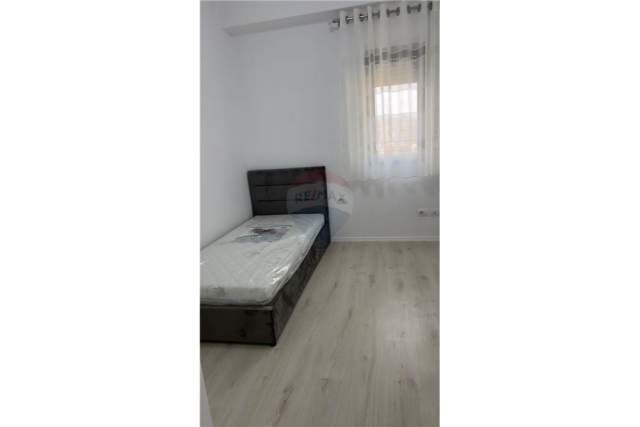 Tirane, jap me qera apartament 2+1 Kati 8, 80 m² 450 Euro (Astir)