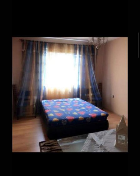 Tirane, jepet me qera apartament 2+1 Kati 3, 130 m² 400 Euro (kongresi manastirit)