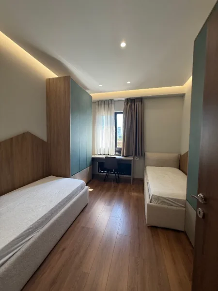 Tirane, jepet me qera apartament 2+1+Ballkon Kati 0, 113 m², Kompleksi Arlis, Farmacia 10