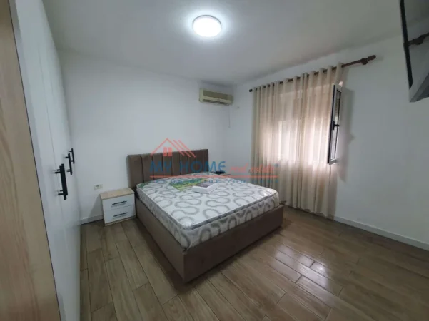 Tirane, jepet me qera garsonier 1+1 Kati 4, 60 m² 450 € (Mozaiku)
