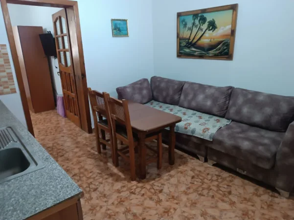 Tirane, jepet me qera apartament 1+1 Kati 1, 60 m² 360 € (Bulevardi ri)