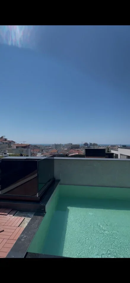 Durres, shitet Vile 4+1+Ballkon , 330 m² 1.000.000 € (durres)