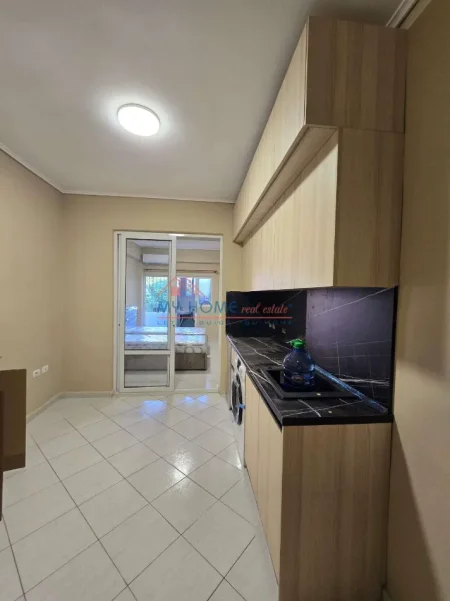 Tirane, jepet me qera garsonier 1+1+Ballkon Kati 2, 60 m² 480 € (Inxhinieria e Ndertimit)