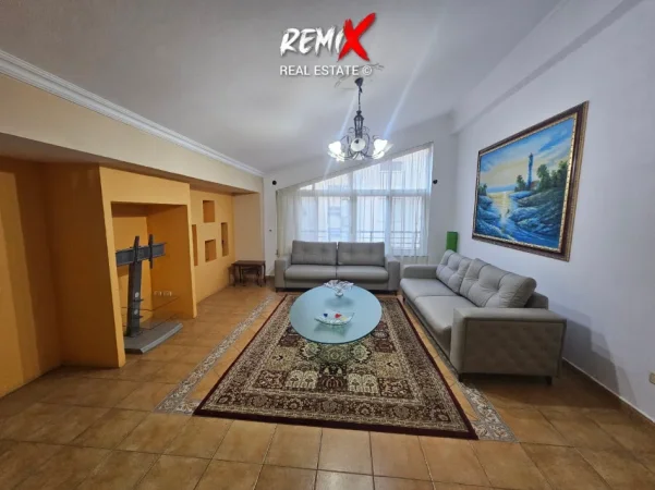 Durres, jepet me qera apartament+verande | Penthouse 2+1+Aneks+Ballkon Kati 3, 110 m² 600 € (durres)