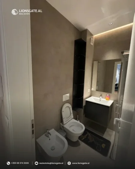Tirane, jepet me qera apartament 1+1 Kati 6, 70 m² 800 € 