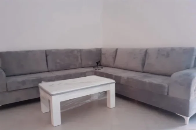 Tirane, jepet me qera apartament 1+1 Kati 3, 80 m² 500 € (ASTIR)