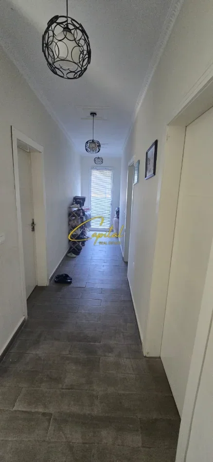 Tirane, jepet me qera Vile 1+1 Kati 2, 500 m² 1.500 € (BALDUSHK)