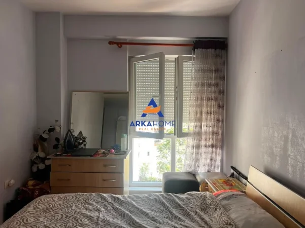 Tirane, shitet apartament 2+1+Ballkon Kati 5, 94 m² 235.000 € 