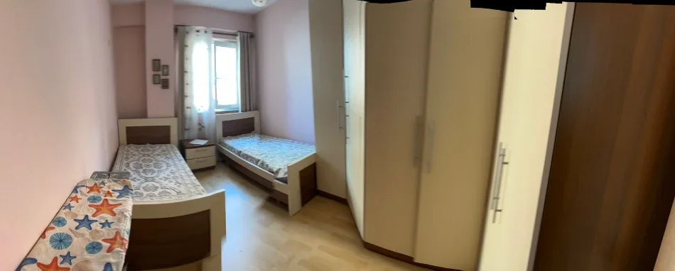Tirane, jepet me qera apartament 2+1+Ballkon Kati 3, 90 m² 650 € (Jordan Misja)