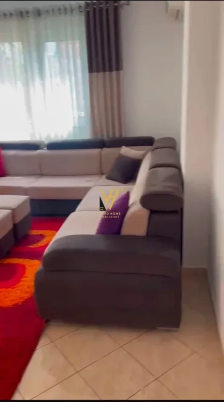 Tirane, jepet me qera apartament 1+1+Ballkon Kati 3, 77 m² 620 € (MYSLYM SHYRI)