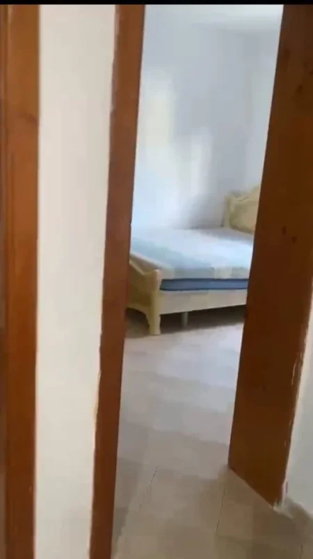 Tirane, jepet me qera apartament 2+1 Kati 1, 150 m² 420 € (Don Bosko)