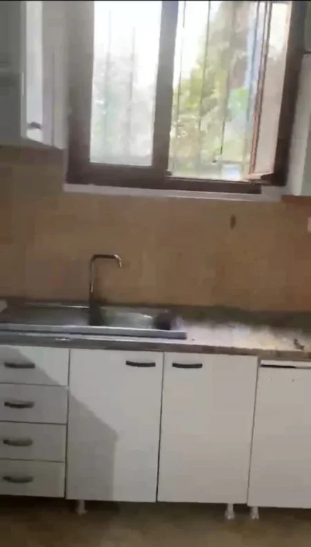 Tirane, jepet me qera apartament 2+1 Kati 1, 150 m² 420 € (Don Bosko)