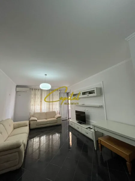 Tirane, jepet me qera apartament 2+1 Kati 2, 103 m² 500 € (FRESKU)