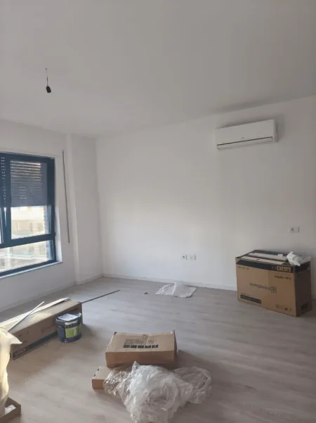 Tirane, jepet me qera apartament 2+1 Kati 7, 100 m² 500 €
