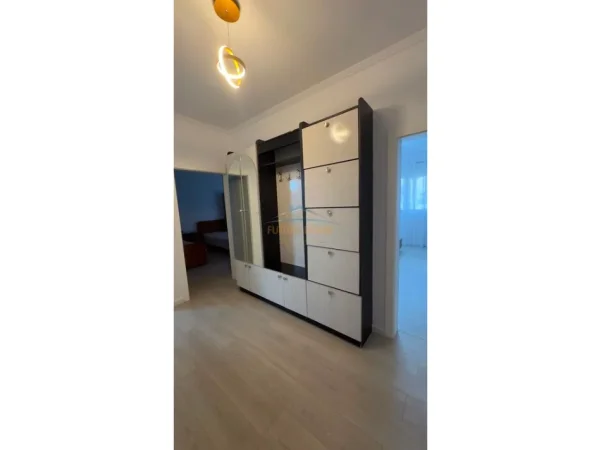 Tirane, jepet me qera apartament 2+1 Kati 3, 72 m² 600 € (Rruga Irfan Tomini)