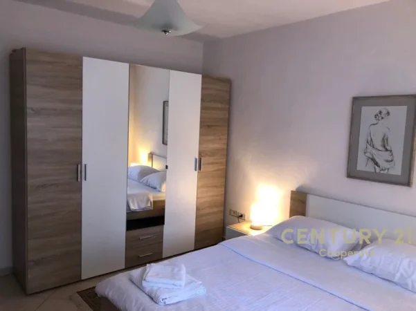 Tirane, shitet apartament 3+1 Kati 3, 80 m² 208.000 € (Rruga Mihal Grameno)