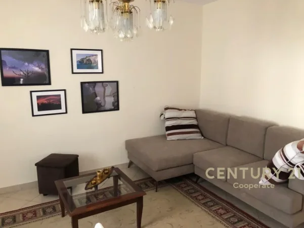 Tirane, shitet apartament 3+1 Kati 3, 80 m² 208.000 € (Rruga Mihal Grameno)