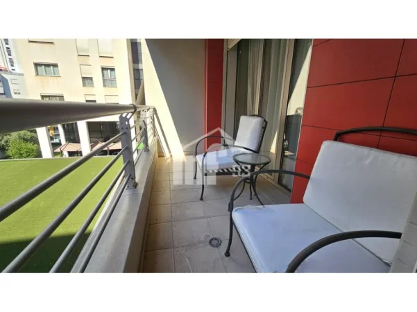 Tirane, jepet me qera apartament 1+1 Kati 3, 80 m² 1.400 € (RRUGA “SAMI FRASHERI”, PRANË LIQENIT ARTIFICIAL)