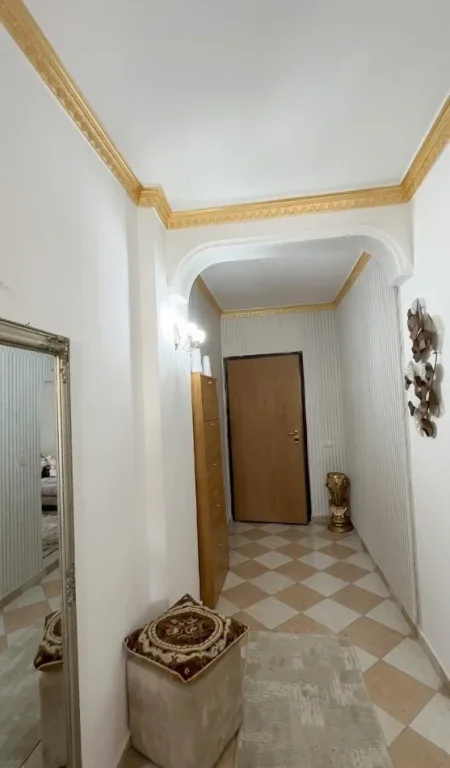 Durres, jepet me qera apartament 1+1+Ballkon Kati 4, 80 m² 350 € 