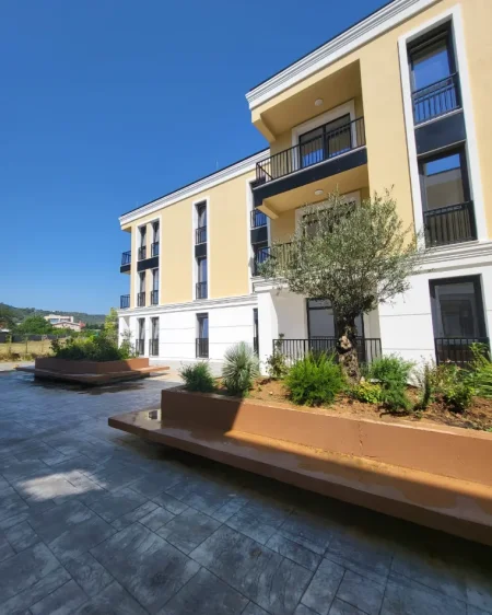 Tirane, shitet apartament 2+1+Ballkon Kati 1, 79 m² 158.480 € (Sauk i Vjeter)