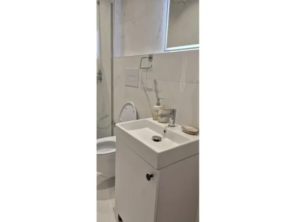 Tirane, shitet apartament 2+1 Kati 2, 80 m² 240.000 € (Siri Kodra)