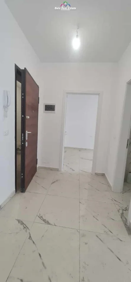 Tirane, jepet me qera zyre Kati 2, 79 m² 450 € (Dritan Hoxha)