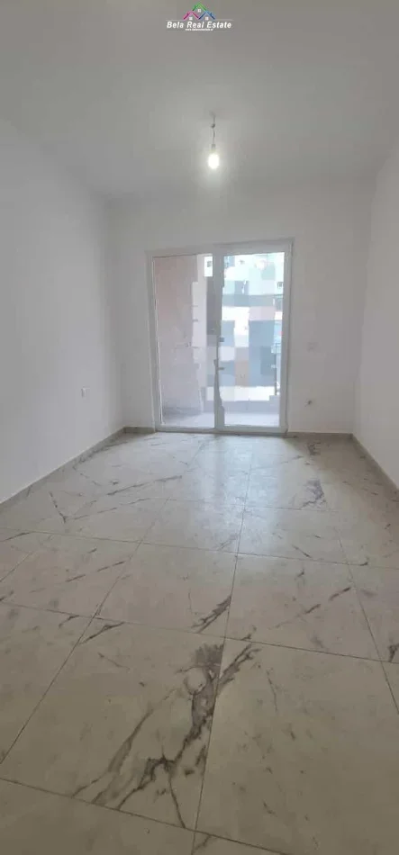 Tirane, jepet me qera zyre Kati 2, 79 m² 450 € (Dritan Hoxha)
