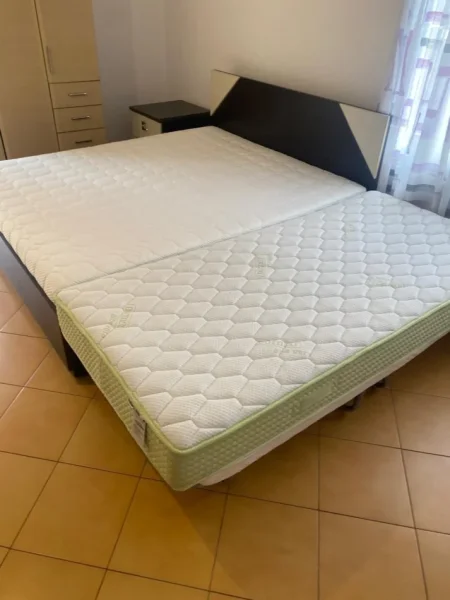 Tirane, jepet me qera apartament 1+1 Kati 4, 65 m² 400 € (Don Bosko)