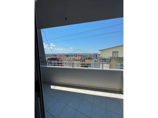 Tirane, shitet apartament 1+1 Kati 5, 86 m² 112.000 € (Shefqet Kuka)