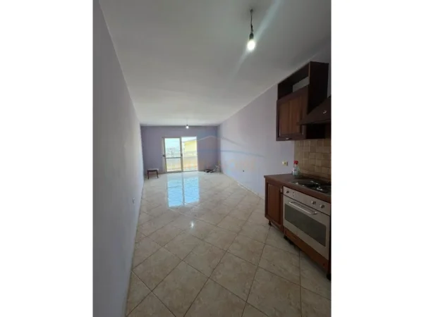 Tirane, shitet apartament 1+1 , 85 m² 112.000 € (Rruga Shefqet Kuka, Fresk)