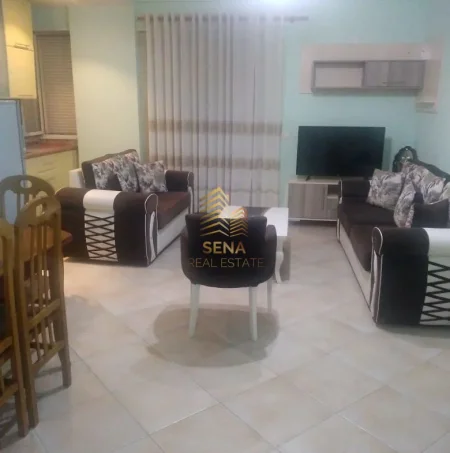 Tirane, jepet me qera apartament 1+1+Ballkon Kati 3, 74 m² 450 € (Ish Parku i Autobuzave)