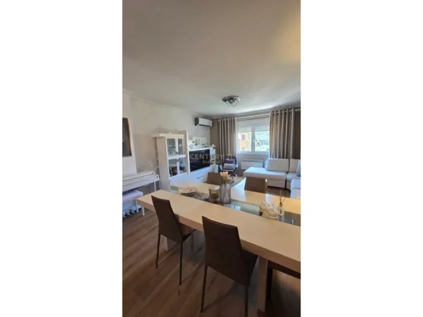 Tirane, shitet apartament 2+1 Kati 7, 98 m² 330.000 € (stadiumi air albania)