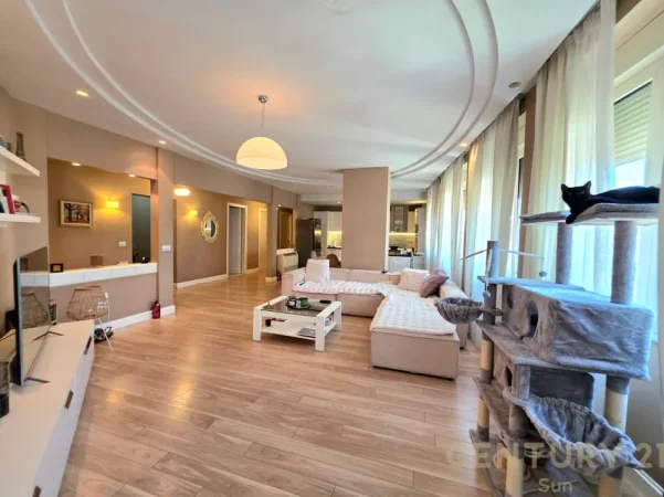 Tirane, shitet apartament 3+1+Ballkon Kati 7, 308 m² 550.000 € (liqeni i tiranes)