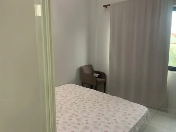 Tirane, jepet me qera apartament 2+1 Kati 1, 100 m² 300 € (Yzberisht)