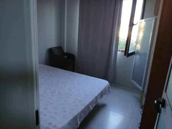 Tirane, jepet me qera apartament 2+1 Kati 1, 100 m² 300 € (Yzberisht)