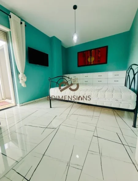 Jepet me qera Apartament 2+1 te Liqeni i Thate (D8242A-174)