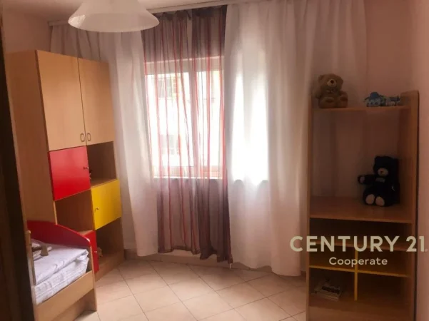 Tirane, shitet apartament 3+1 Kati 3, 80 m² 208.000 € (mihal grameno)